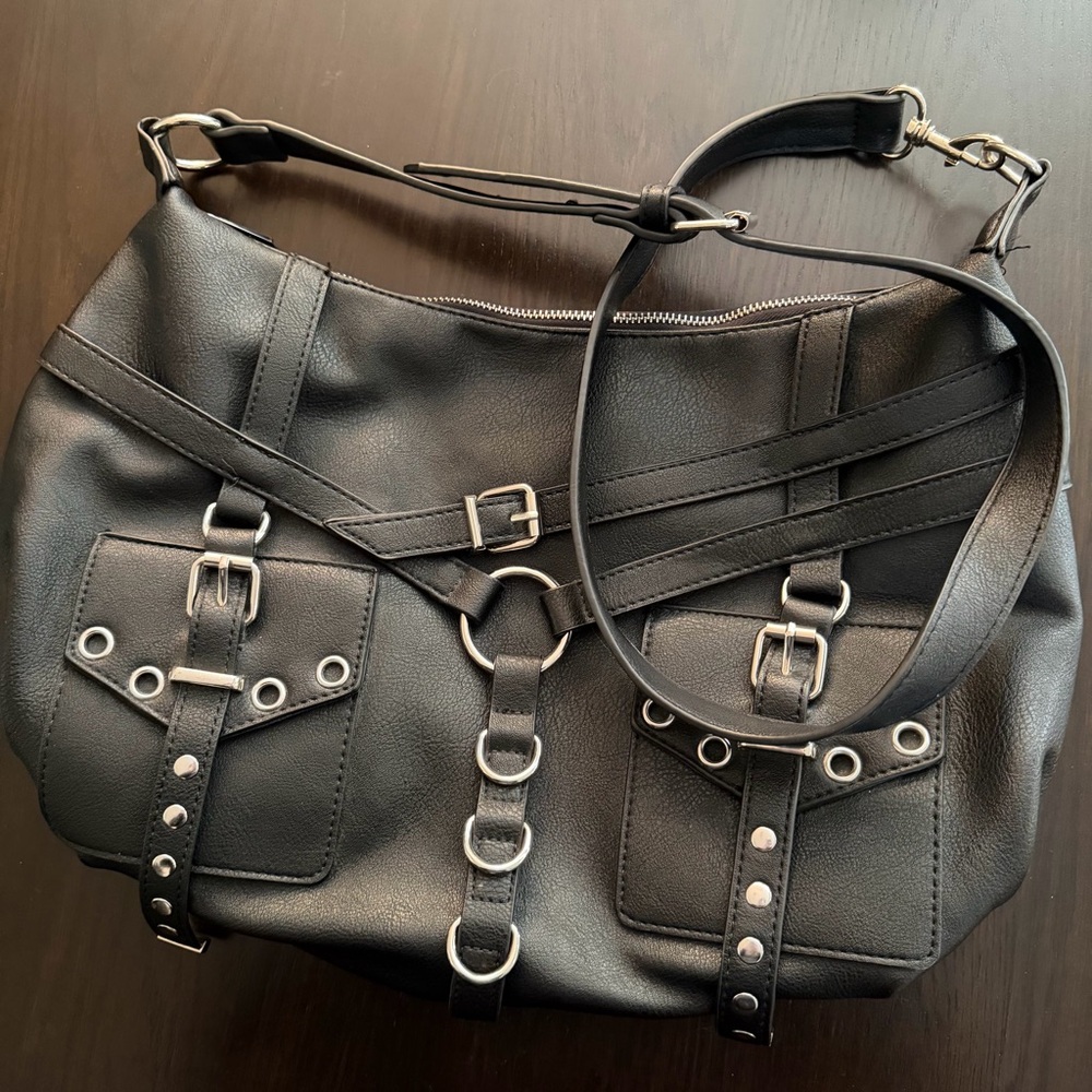Killstar revenant shoulder bag